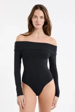Outlet ETAM Body con hombros descubiertos NEGRO