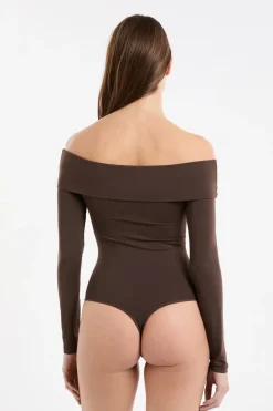 Sale ETAM Body con hombros descubiertos CHOCOLATE