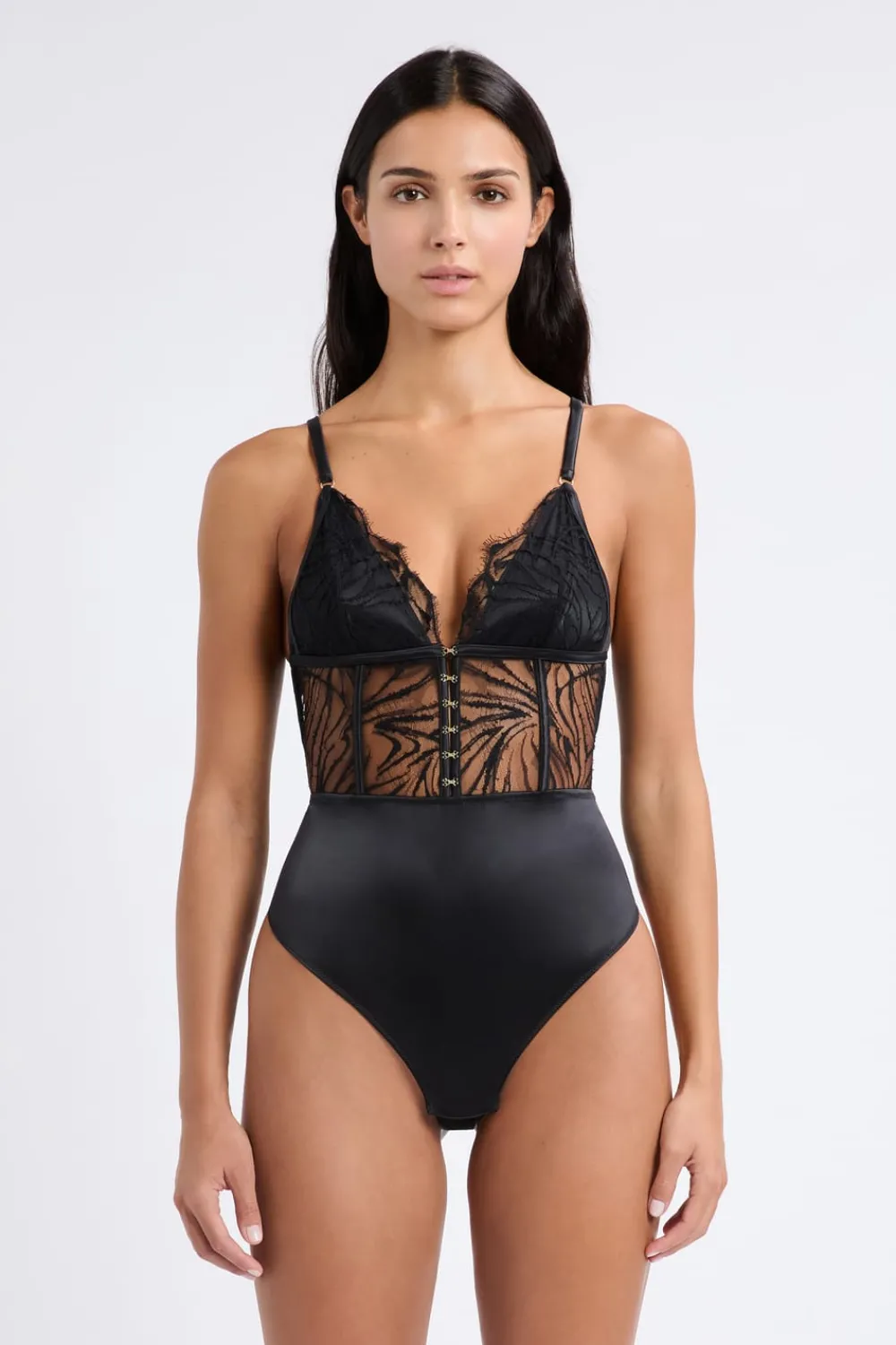 Outlet ETAM Body de encaje NEGRA