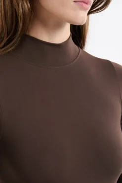 Sale ETAM Body de manga larga con cuello alto CHOCOLATE