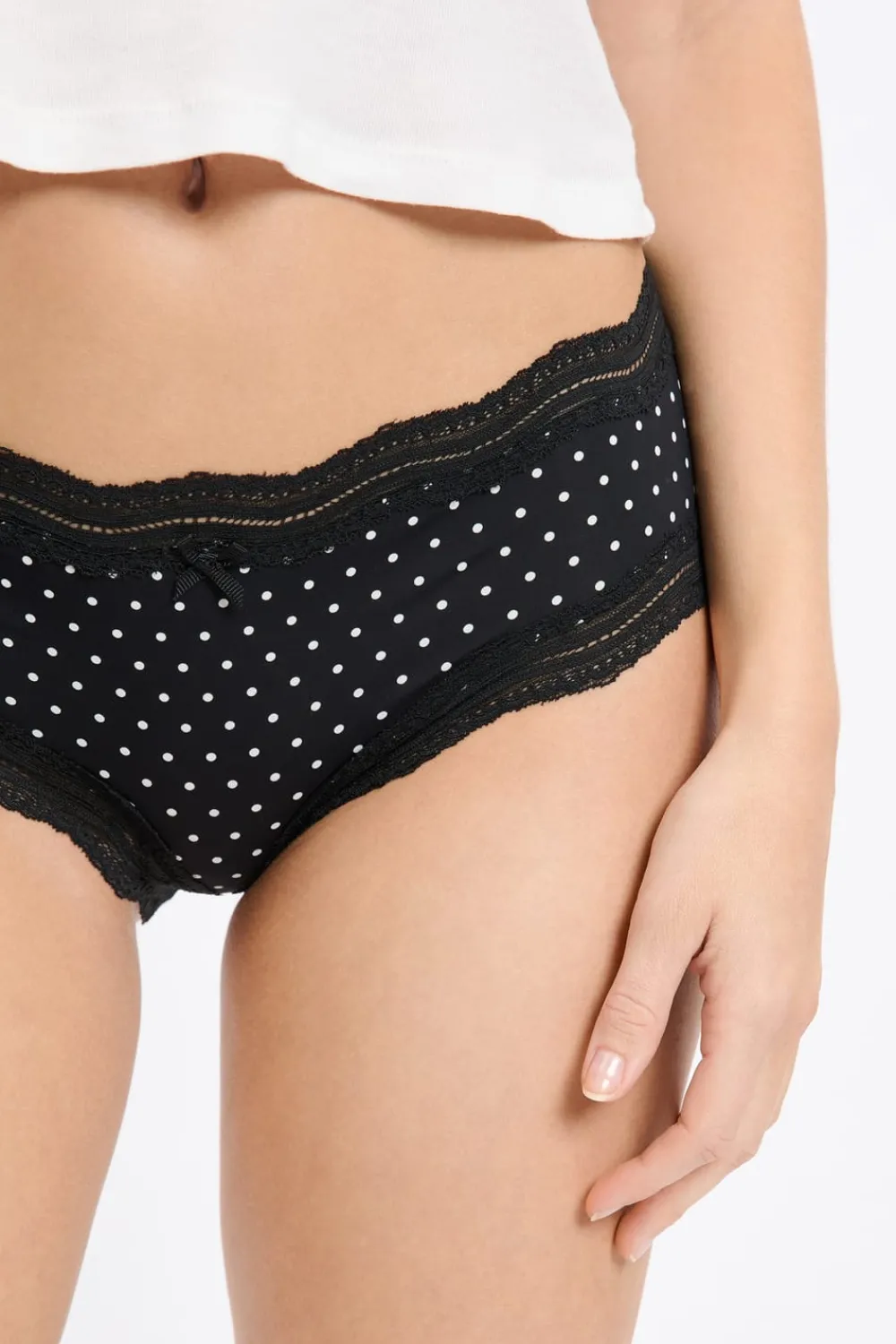 Sale ETAM Braga culotte con bordes de encaje de microfibra IMP FD NEGRO