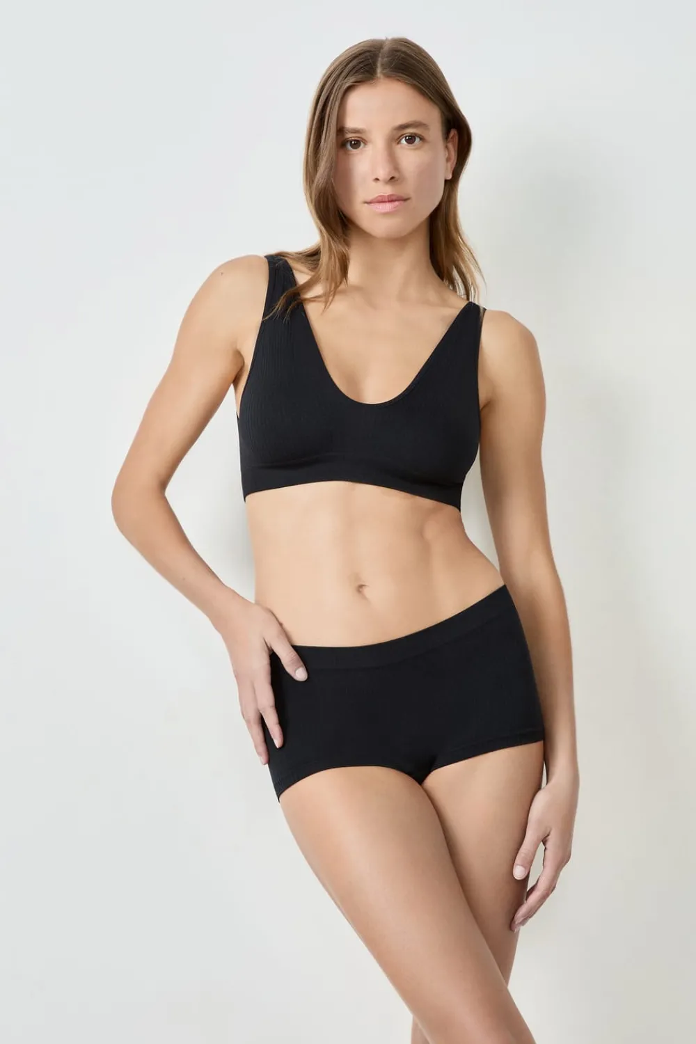 New ETAM Braguita culotte de canalé NEGRO