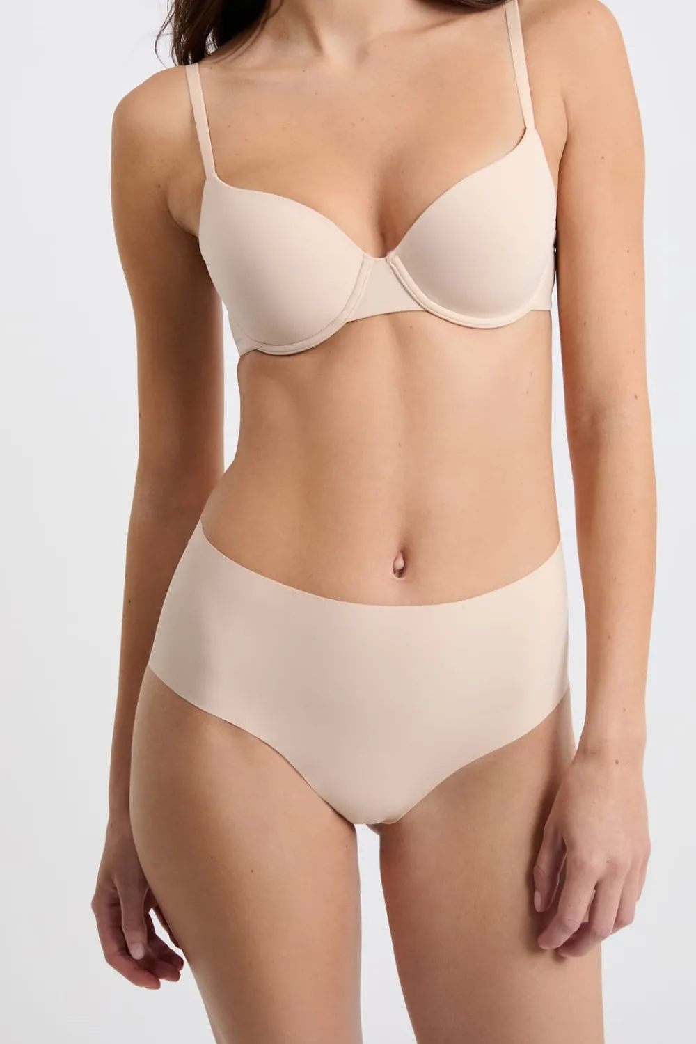 Sale ETAM Braguita midi de microfibra PIEL