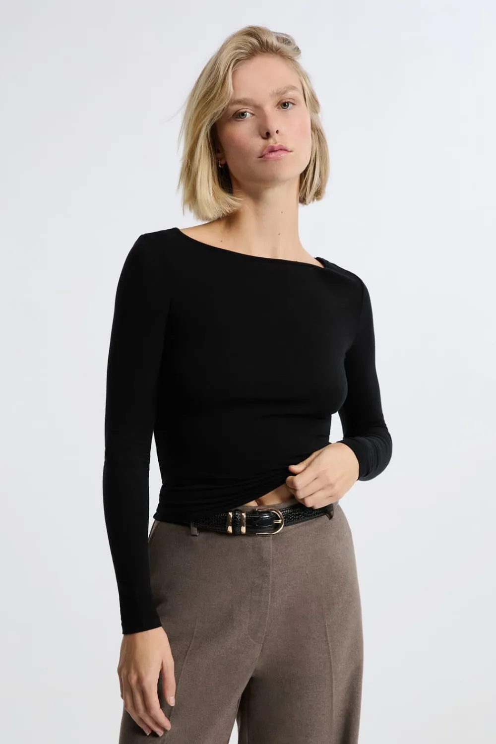 ETAM Camiseta con cuello barco y lana NEGRO