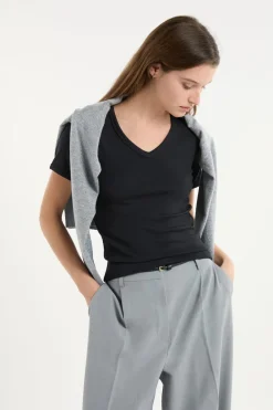 ETAM Camiseta con cuello en V y algodón NEGRO
