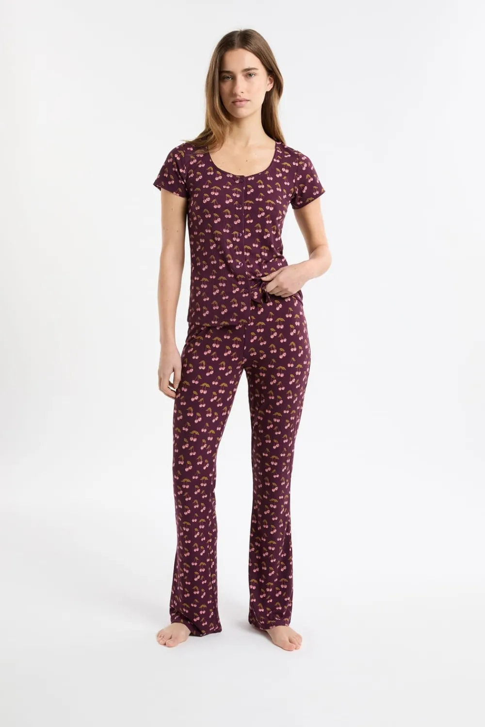 Online ETAM Camiseta de pijama con estampado de cerezas VIOLET