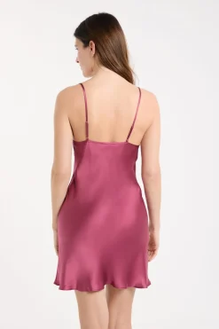 Outlet ETAM Camisón de seda con detalles de encaje rosa nude