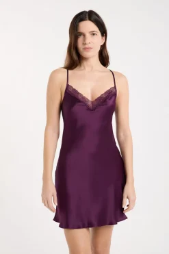 Hot ETAM Camisón de seda con detalles de encaje morado