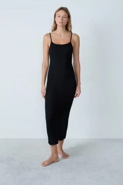 Online ETAM Camisón largo de algodón acanalado con tirantes finos NEGRO