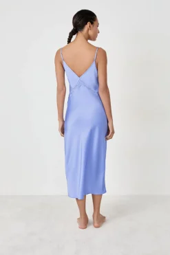 ETAM Camisón largo satinado con detalles de encaje AZUL