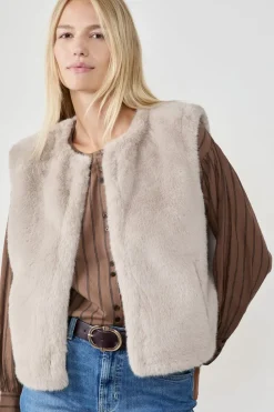 Sale ETAM Chaqueta sin mangas de piel sintética CHOCOLATE