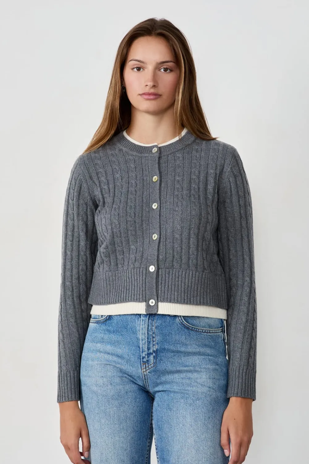 Online ETAM Cárdigan de cuello redondo con botones GRIS
