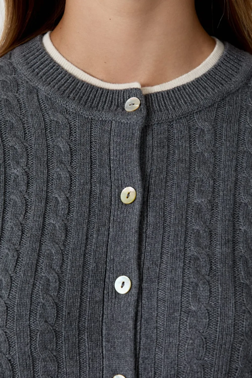 Online ETAM Cárdigan de cuello redondo con botones GRIS