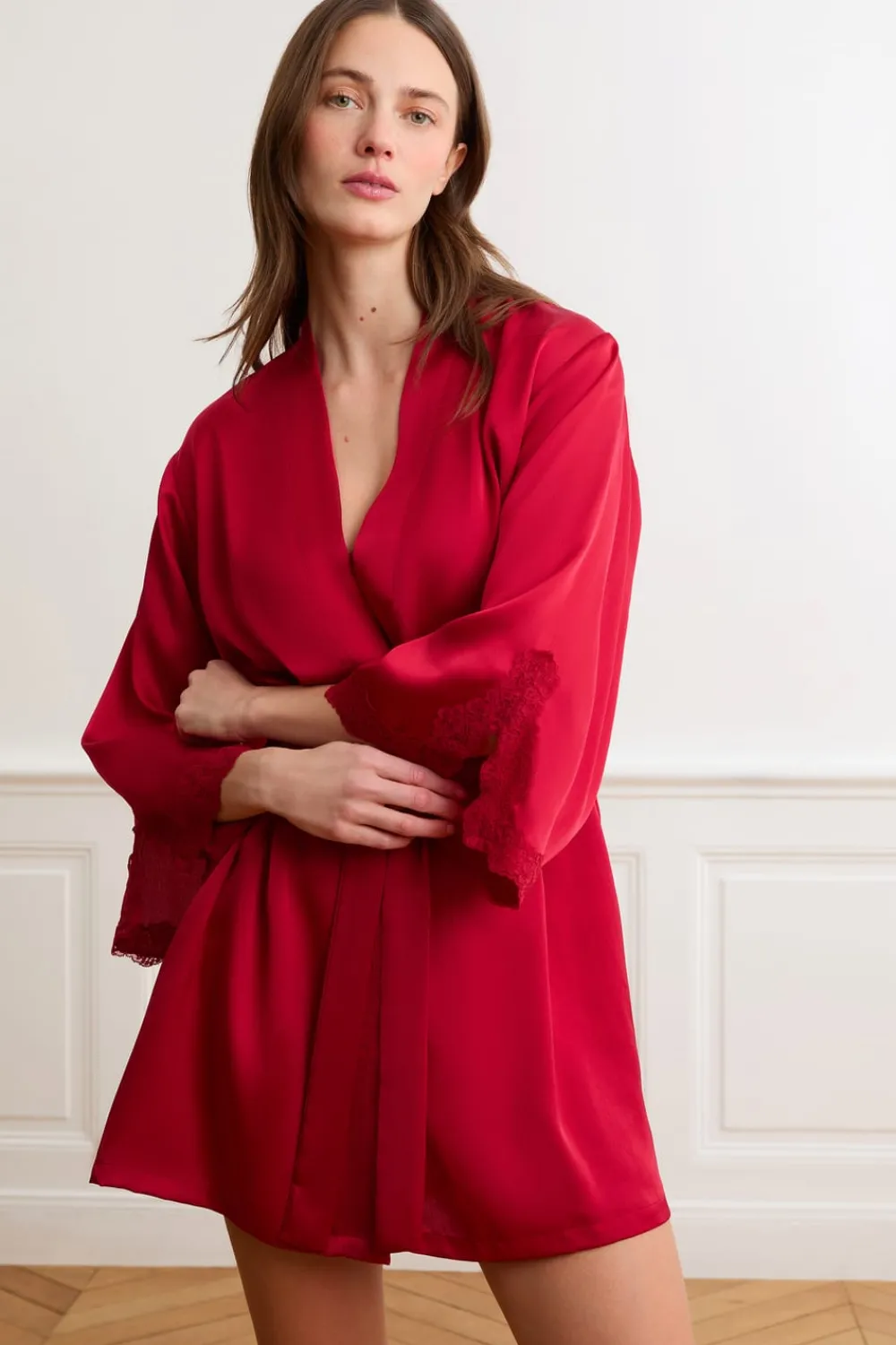 Discount ETAM Kimono satinado ROJO