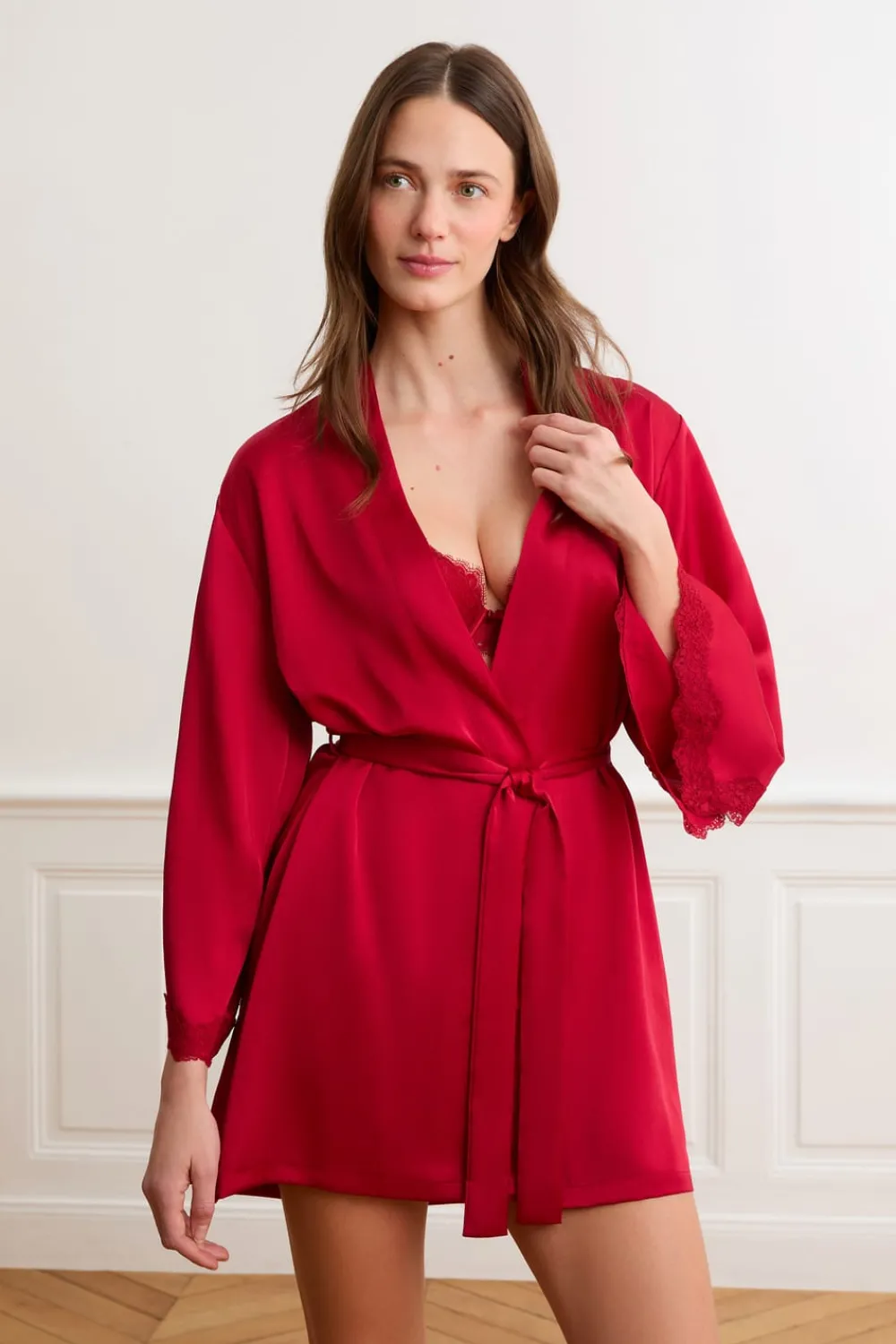 Discount ETAM Kimono satinado ROJO