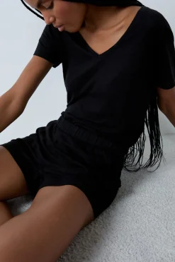 Clearance ETAM Pantalón corto 100% lino NEGRO