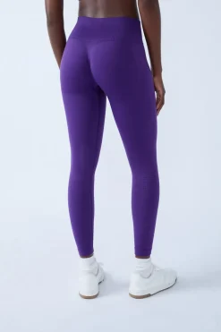 Discount ETAM Pantalón corto de deporte VIOLETA