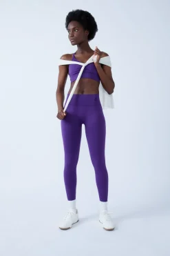 Discount ETAM Pantalón corto de deporte VIOLETA