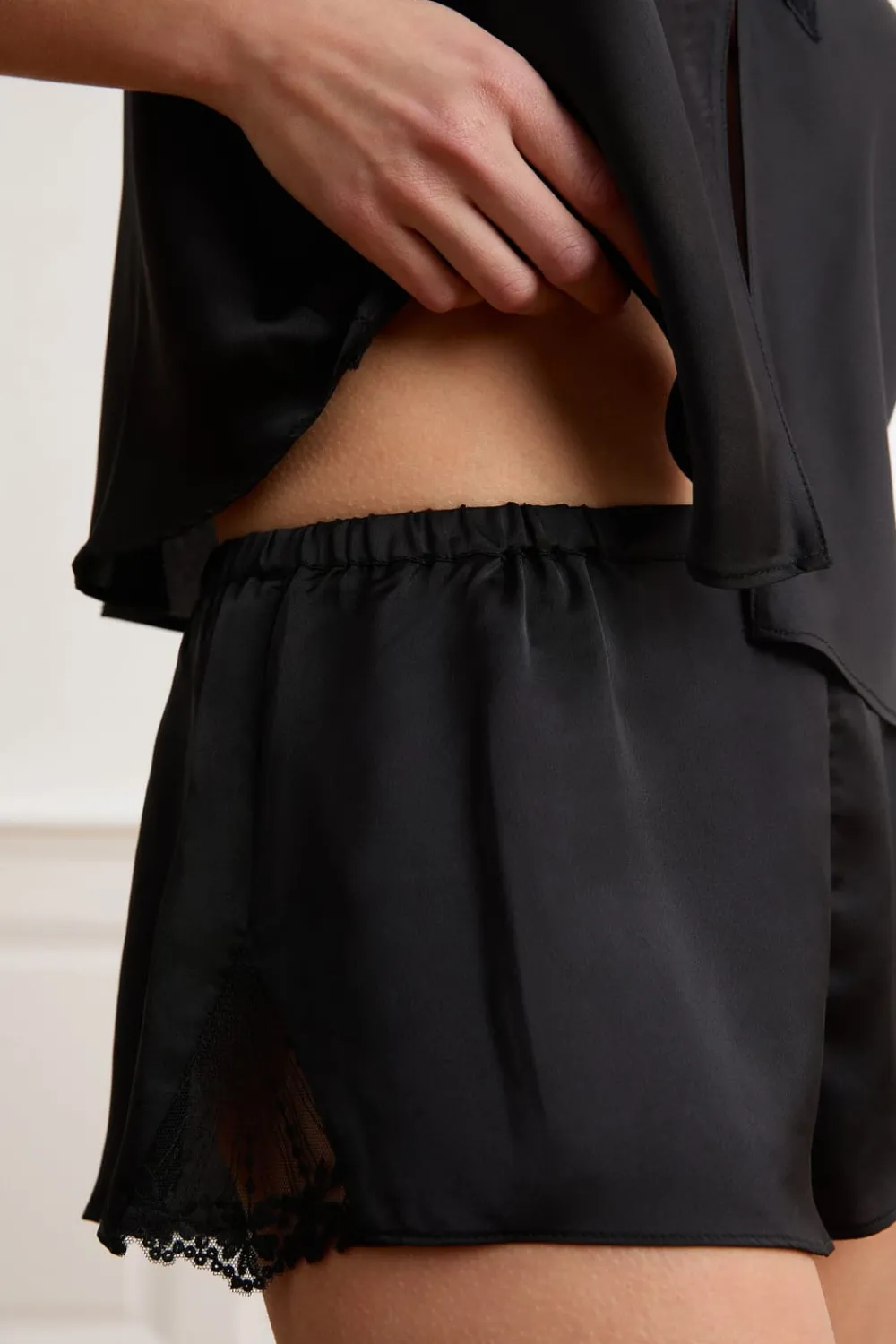 ETAM Pantalón corto de satén NEGRO