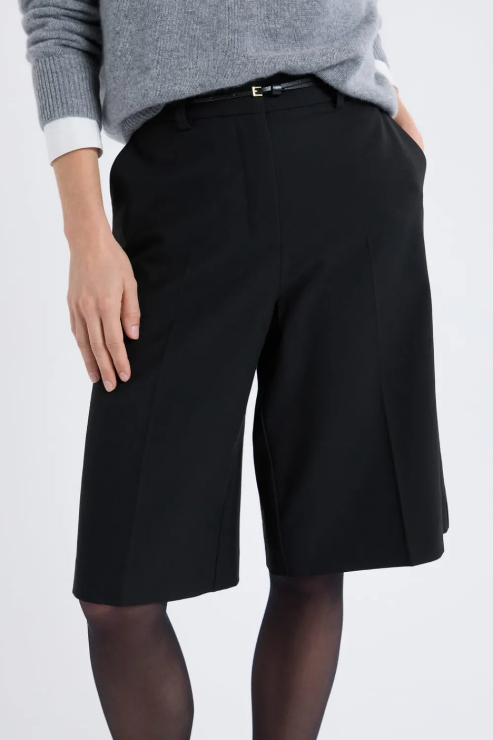 New ETAM Pantalón corto tipo bermuda NEGRO
