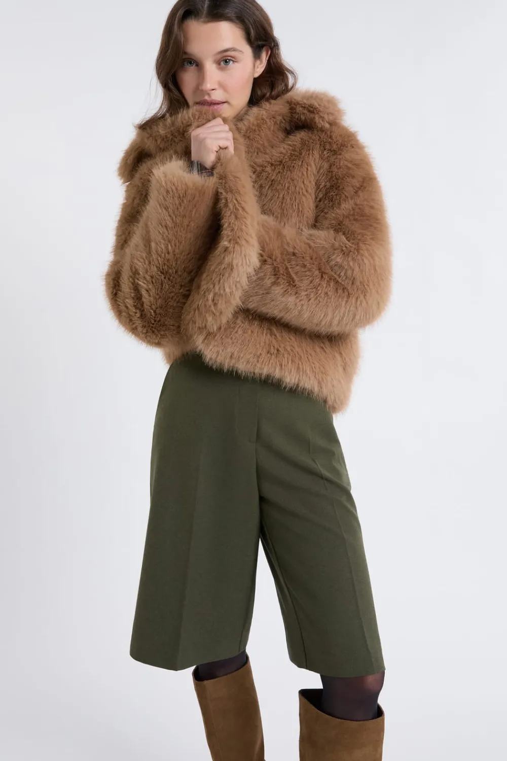 Discount ETAM Pantalón corto tipo bermuda CAQUI