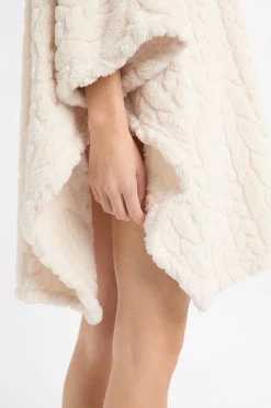Sale ETAM Poncho con mangas 3/4 CRUDO