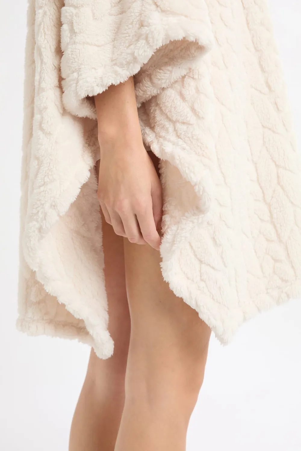 Sale ETAM Poncho con mangas 3/4 CRUDO