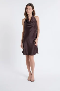 Sale ETAM Robe satinée avec col benitier MARRON