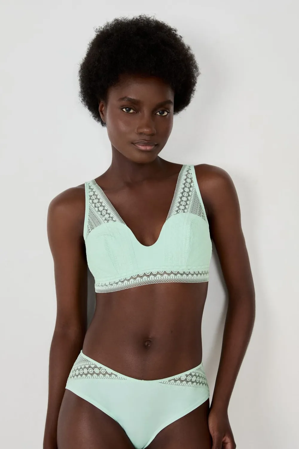 Online ETAM Sujetador foulard de encaje VERDE PÁLIDO