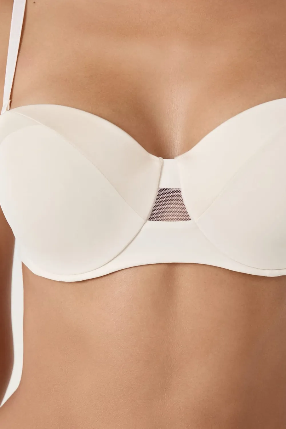 Discount ETAM Sujetador bandeau con finas copas y tirantes desmontables CRUDO