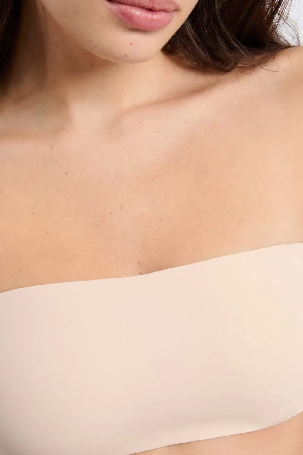 Sale ETAM Sujetador bandeau de microfibra BLANCO ROTO