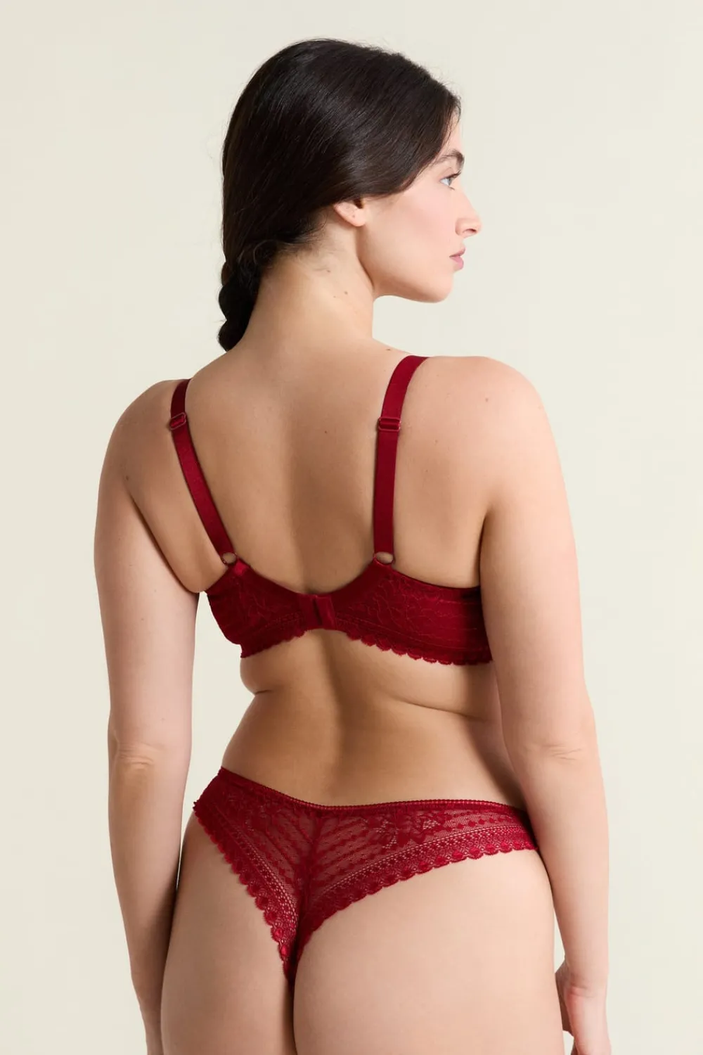 Clearance ETAM Sujetador reductor sin relleno CARDINAL