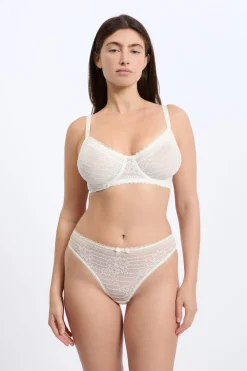 Sale ETAM Sujetador sin relleno efecto minimizador talla 1 CRUDO