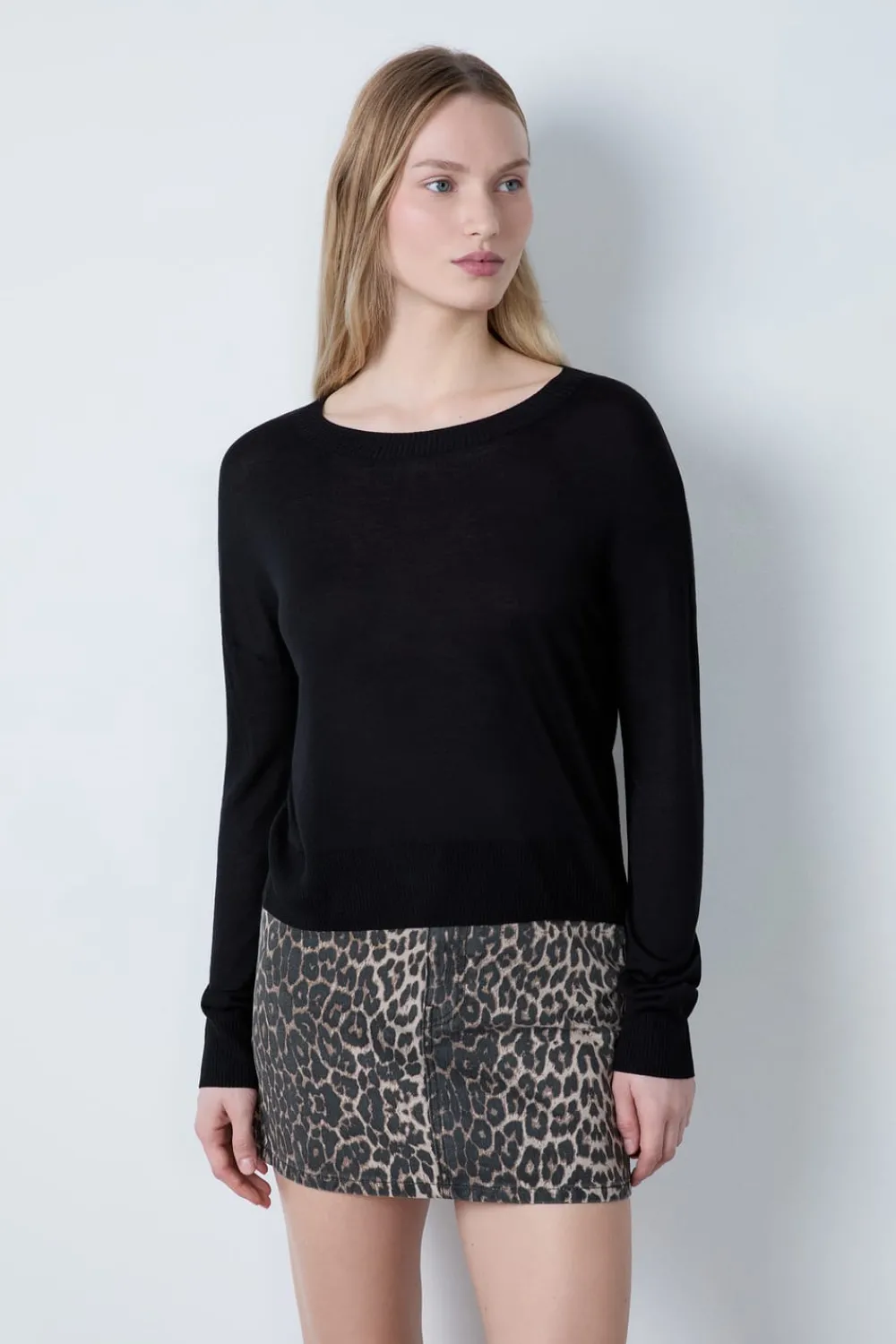 Online ETAM Suéter cuello redondo NEGRO