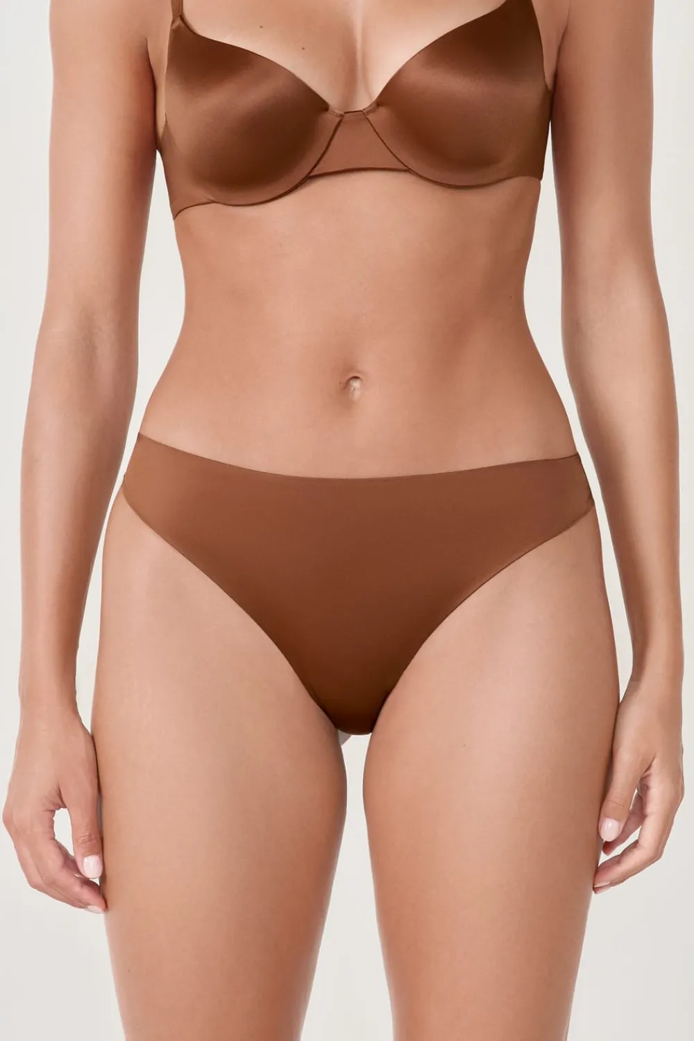 ETAM Tanga de microfibra MARRÓN