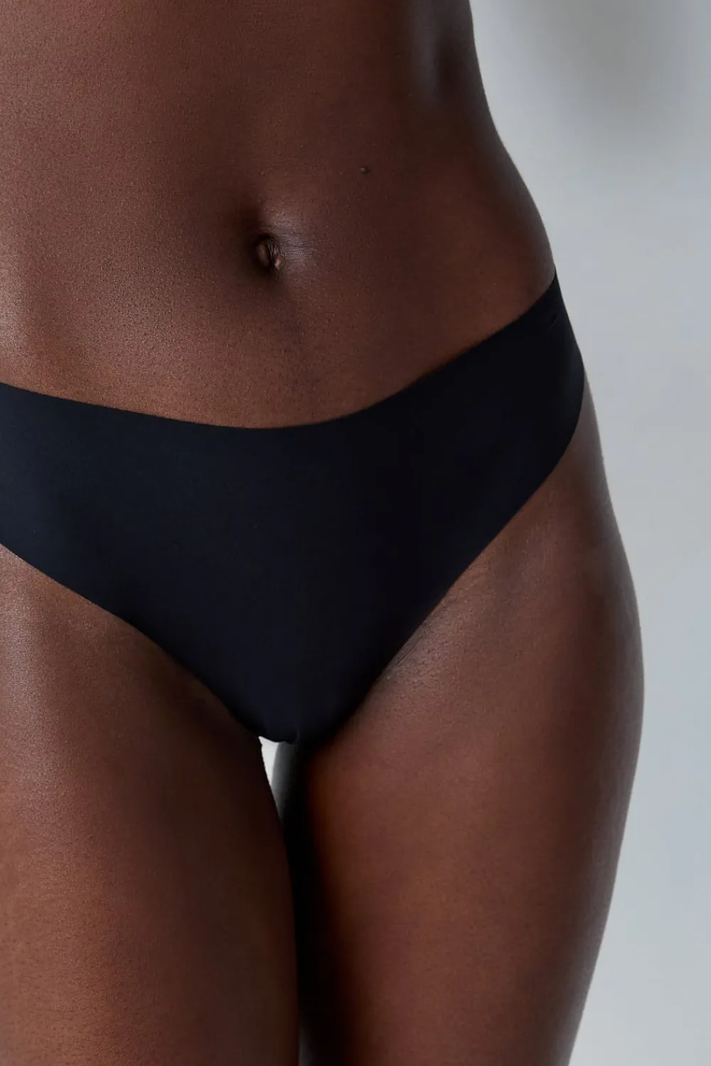 Discount ETAM Tanga de microfibra NEGRO