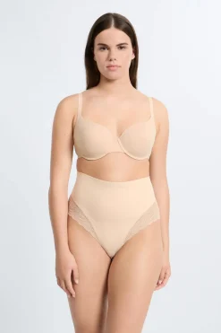 ETAM Tanga de talle alto moldeador con detalles de encaje - Sujeción media C.BEIGE