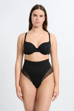 ETAM Tanga de talle alto moldeador con detalles de encaje - Sujeción media NEGRO