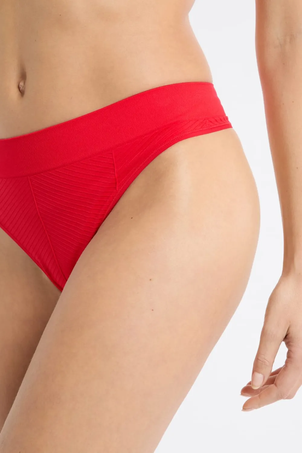 Clearance ETAM Tanga sin costuras ROJO