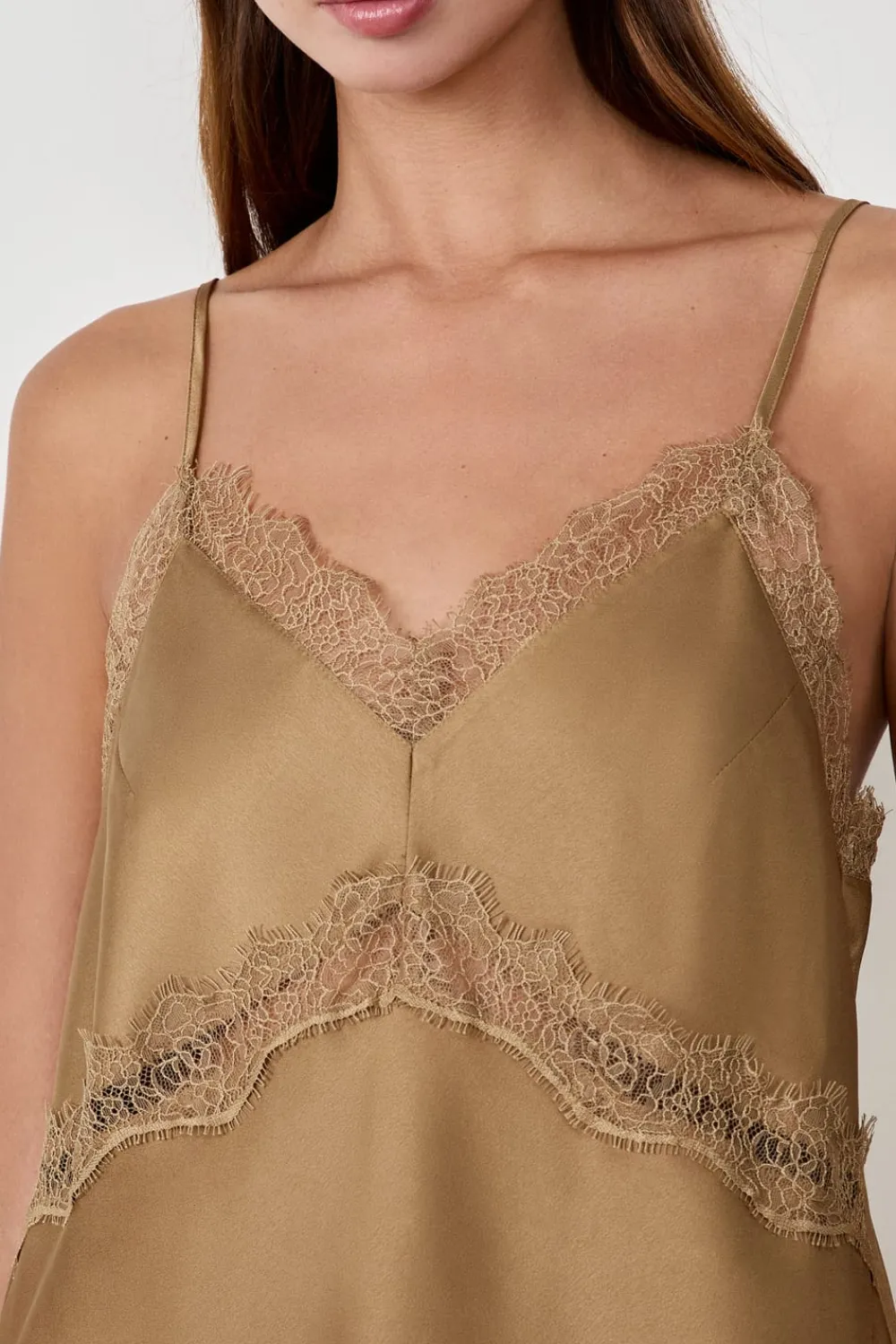Discount ETAM Top con cuello de encaje CAQUI