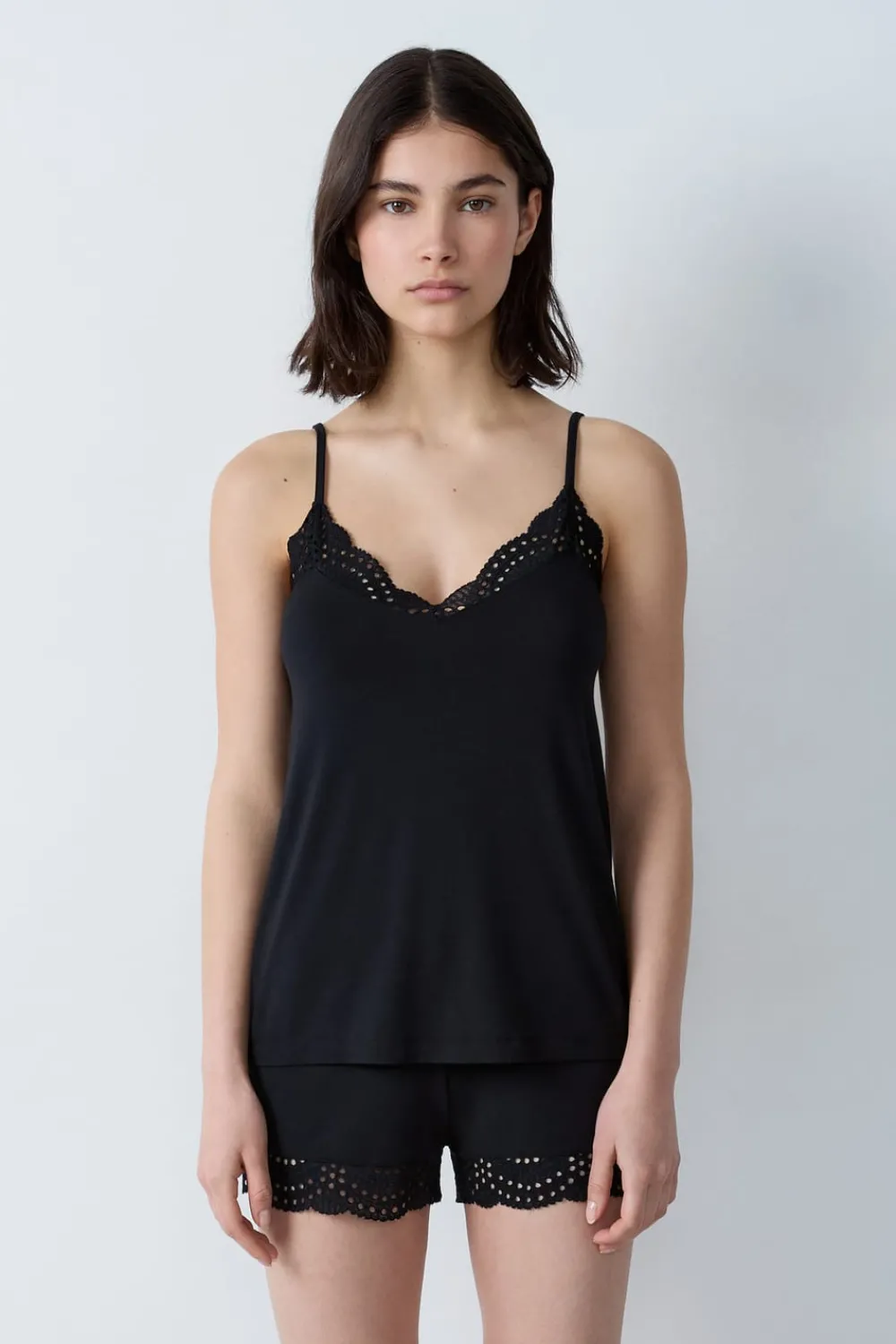 Discount ETAM Top de modal con escote de encaje NEGRO