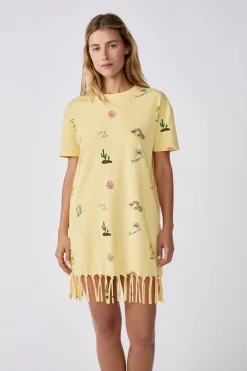 Clearance ETAM Vestido estilo camiseta estampado con flecos AMARILLO PÁLIDO